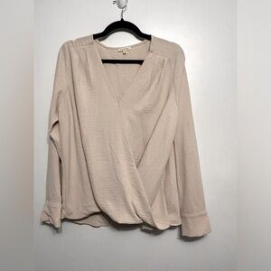 Jodifl Women’s Long Sleeve Blouse. Size Medium